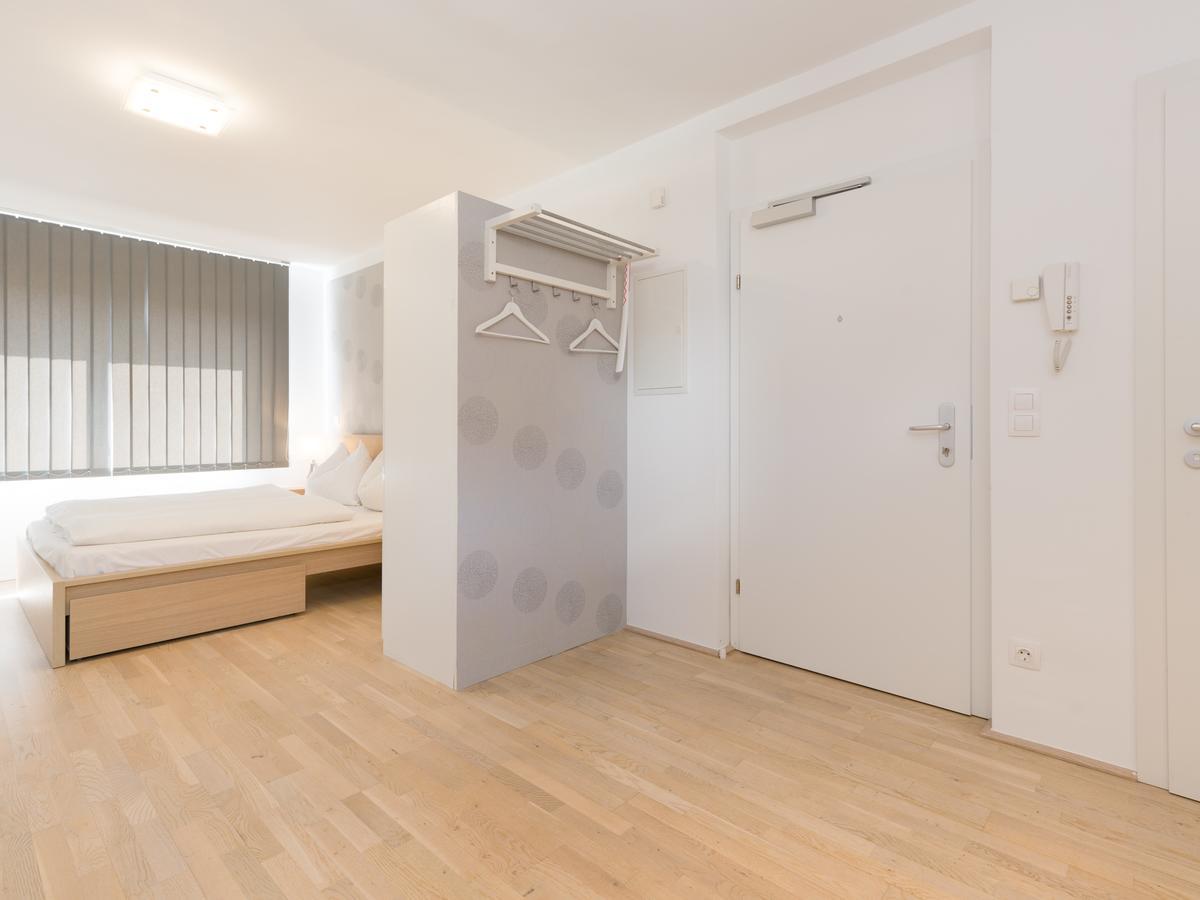 Christian Oper - Contactless Check In Apartamento