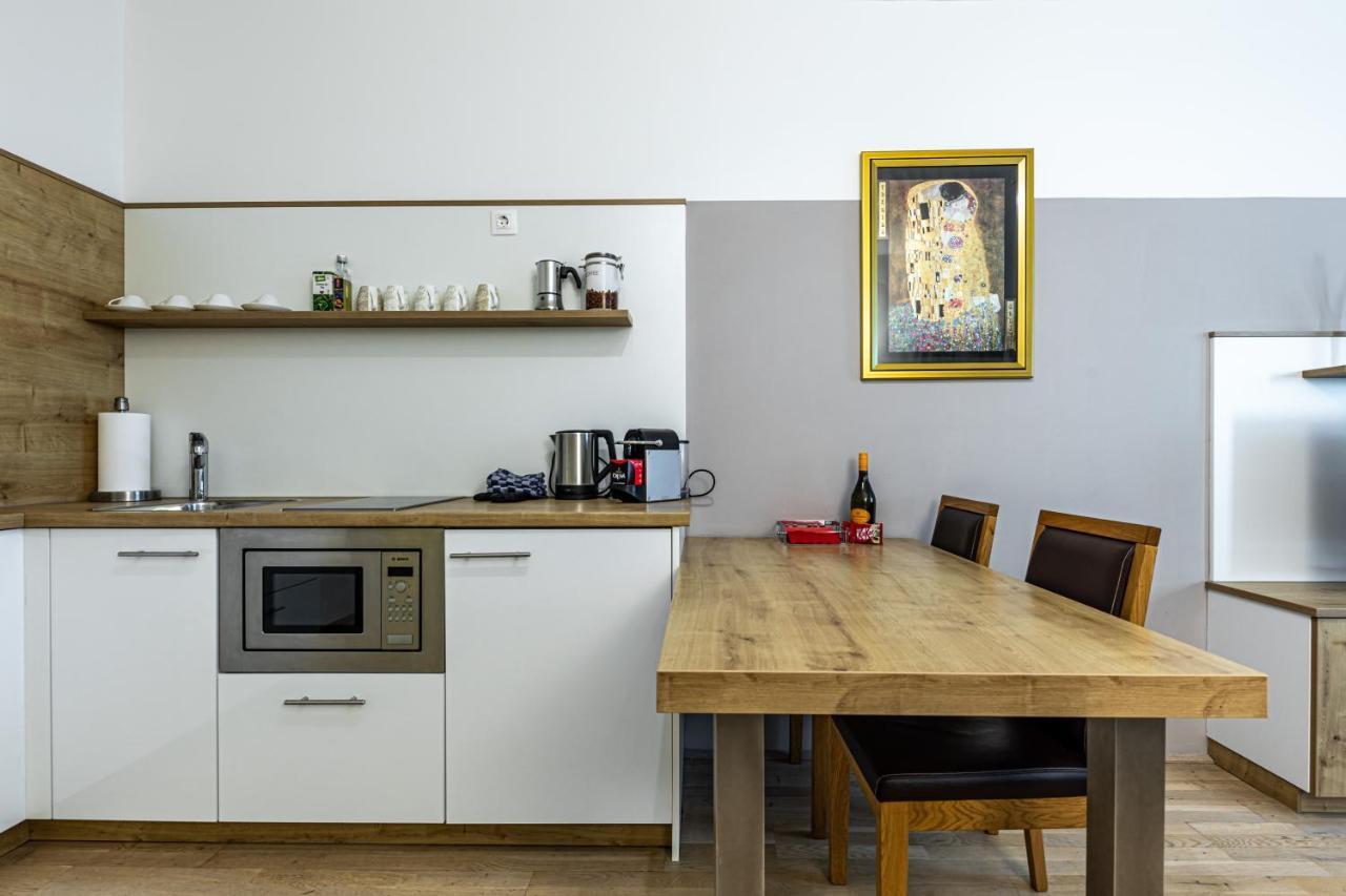Christian Oper - Contactless Check In Apartamento